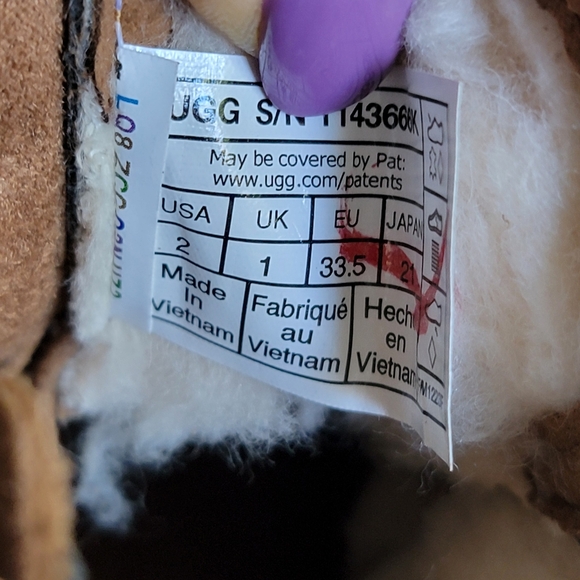 UGG Ashton Addie Waterproof Boot - Picture 8 of 12